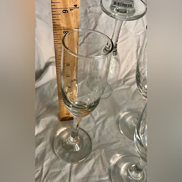 Set of 4 Cristar Champagne Flutes Stemware Glasses Party Fiesta Celebration Gift - Picture 6 of 7